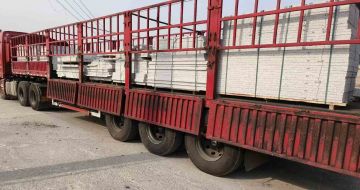 威海 白麻荔枝面外墙干挂，工厂装车日常