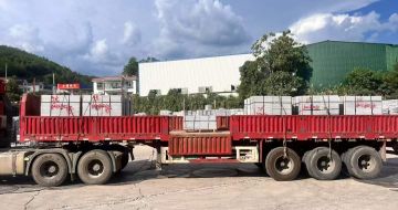 威海 芝麻灰花岗岩地铺石出货日常