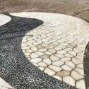 威海 黄金麻冰裂纹地铺石工地铺装案例