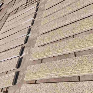 威海 黄金麻花岗岩光面楼梯踏步