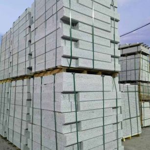 威海 芝麻白花岗岩路沿石，路缘石，路肩石，道牙，立缘石，马路牙子，街沿石，侧石等