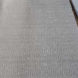 威海 芝麻灰花岗岩斧剁面，刀斩面