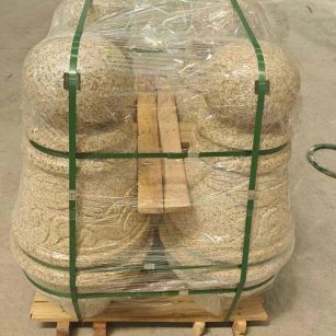 威海 黄金麻异形定制雕花——棒棒糖挡车柱