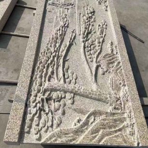 威海 黄金麻雕刻板浮雕迎客松