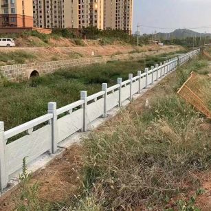 威海 白麻河道栏杆效果展示图