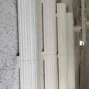 威海 花岗岩厂家带你看白麻花岗岩门楼大柱柱皮