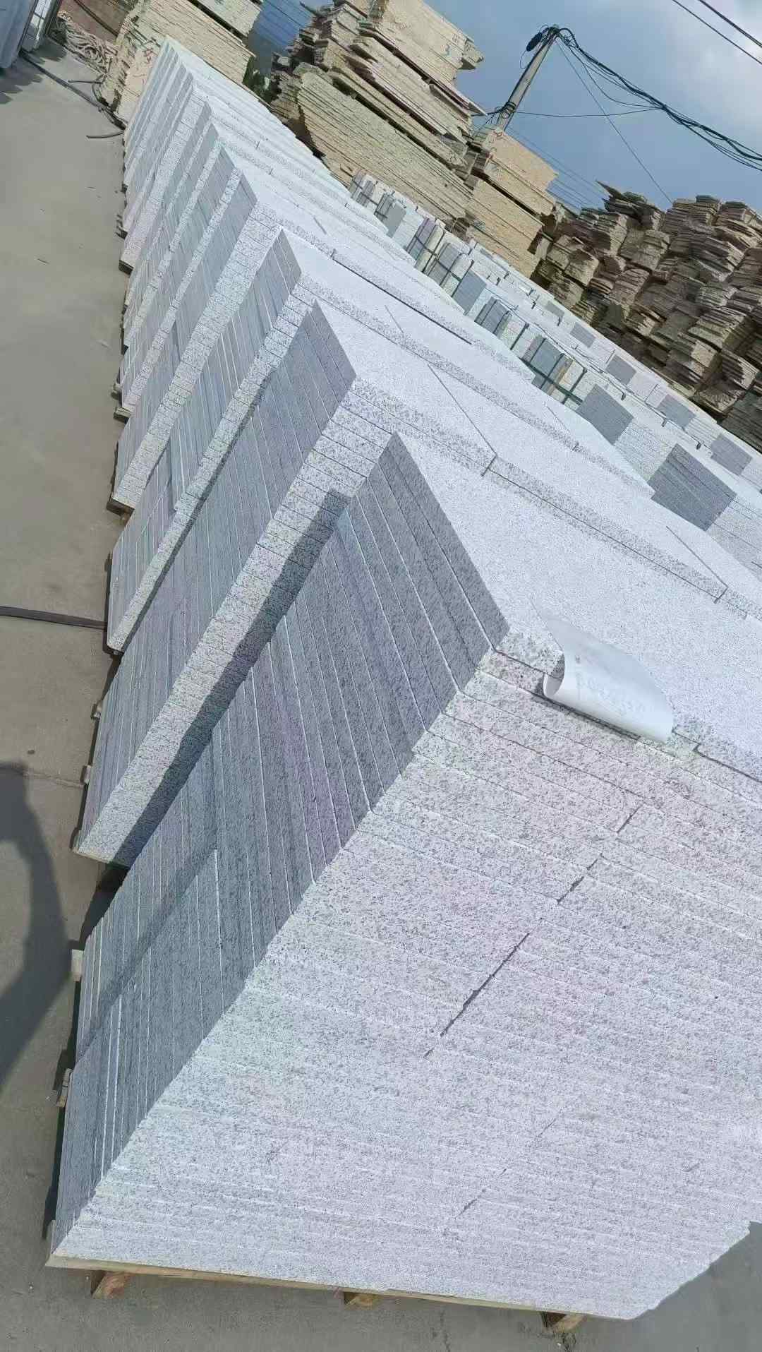 威海 白麻荔枝面花岗岩地铺石