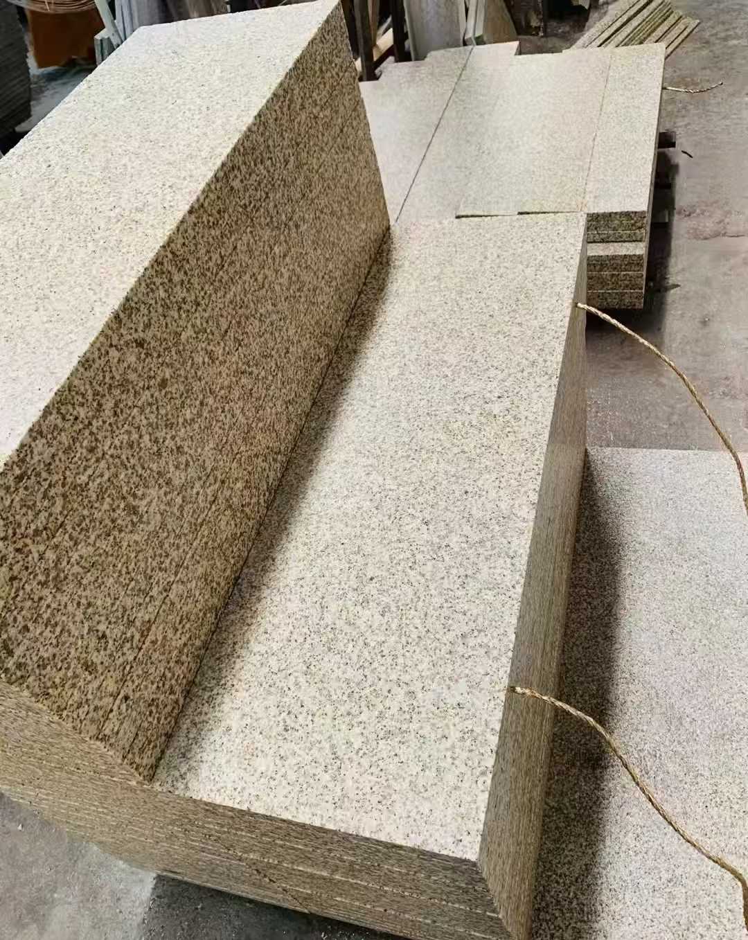 威海 黄金麻荔枝面外墙干挂成品