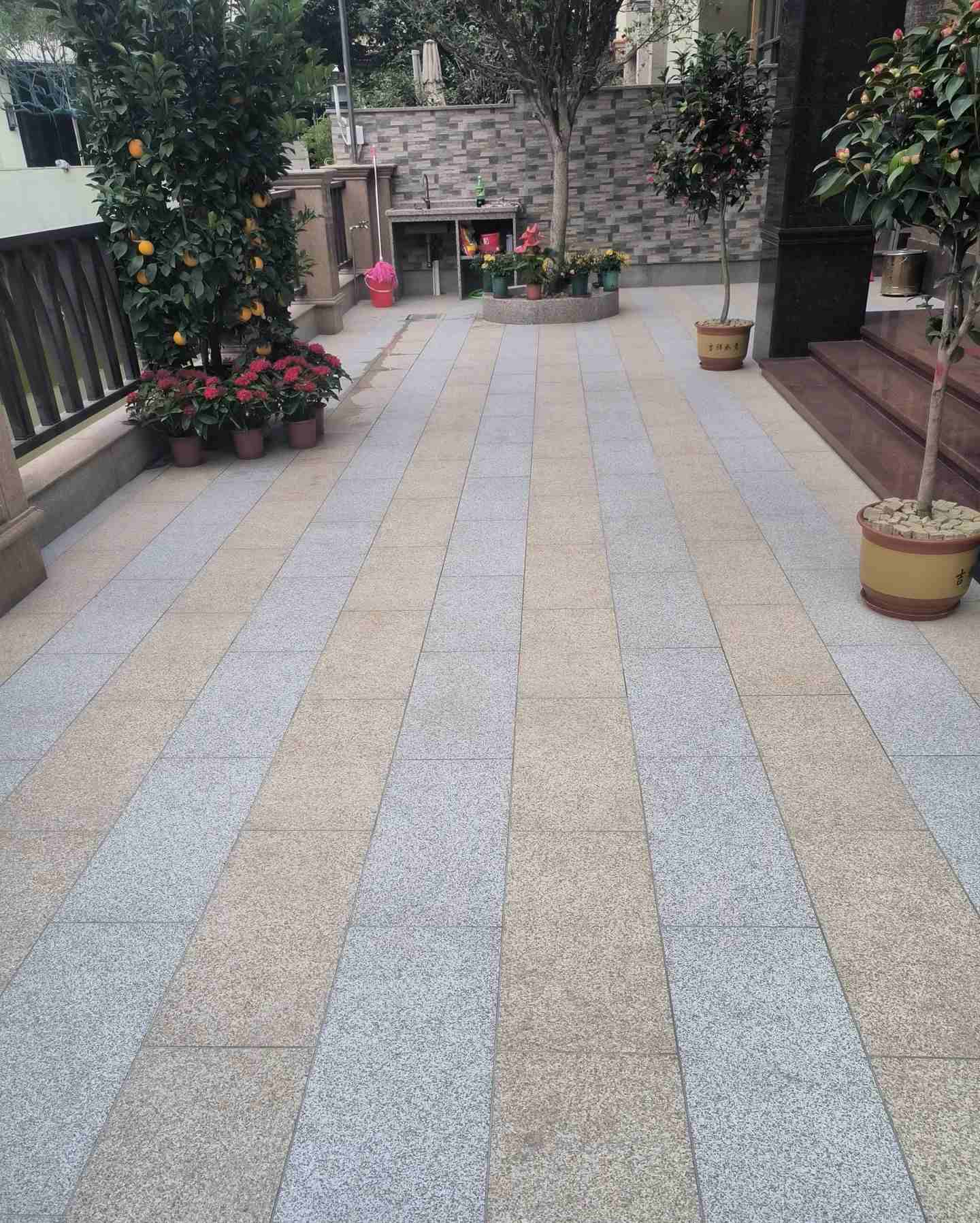 威海 黄金麻白麻荔枝面庭院铺装展示