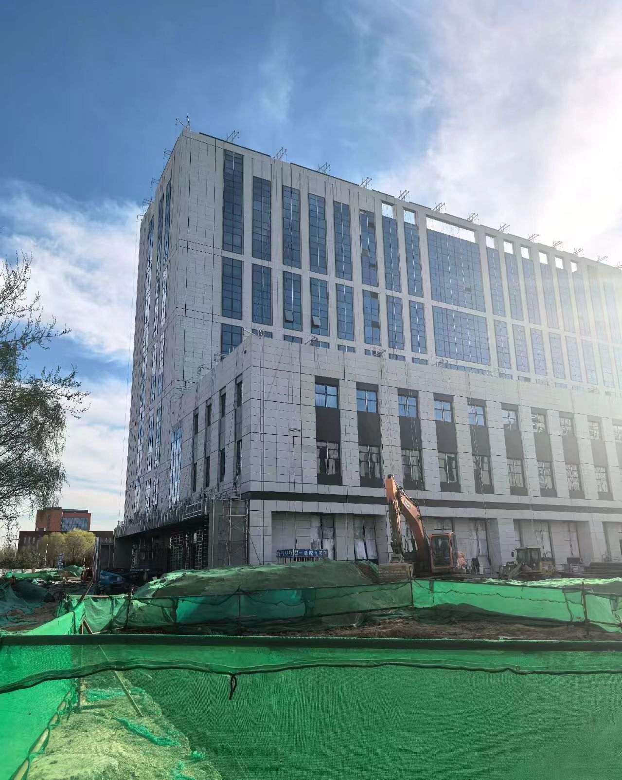 威海 白麻花岗岩石材外墙干挂